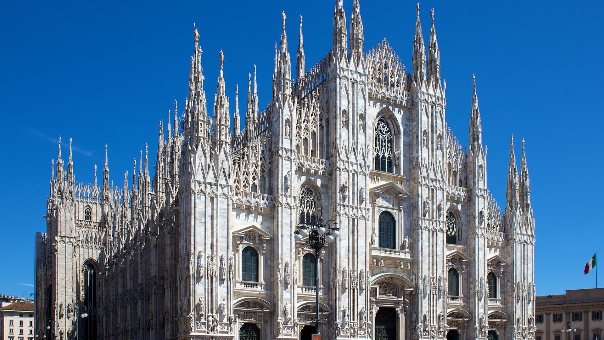 Milan Cathedral (Duomo) on Piazza del Duomo